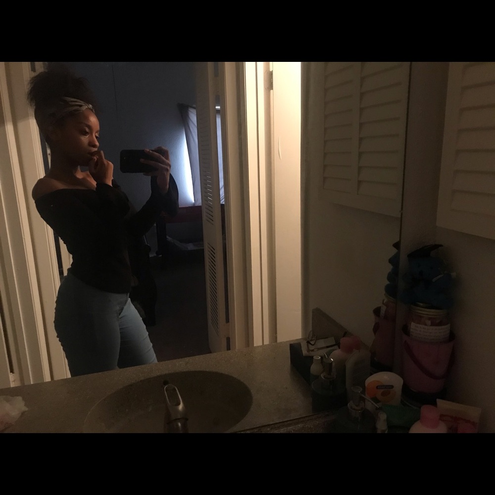 Meet your Posher, Nicole